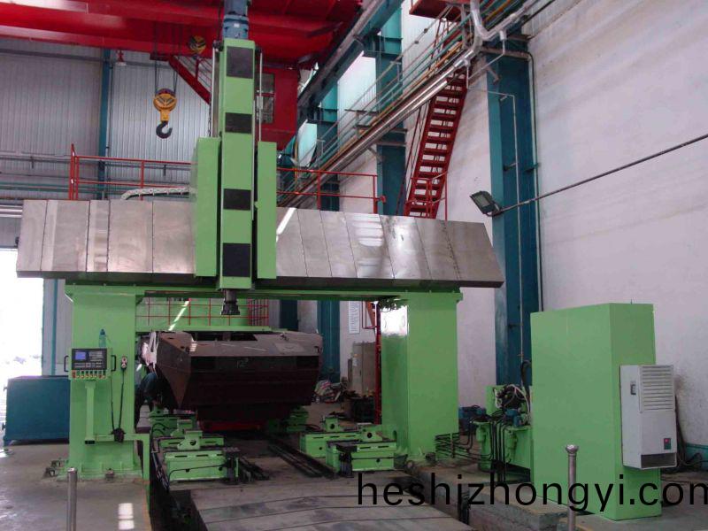 数控(kong)龙(long)门(men)镗(tang)铣(xi)床(chuang)