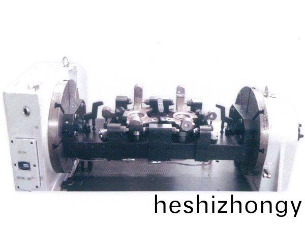 转(zhuan)向节四轴(zhou)液压(ya)夹(jia)具