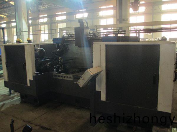 扭(niu)力梁(liang)双面铣(xi)削组(zu)合机床(chuang)